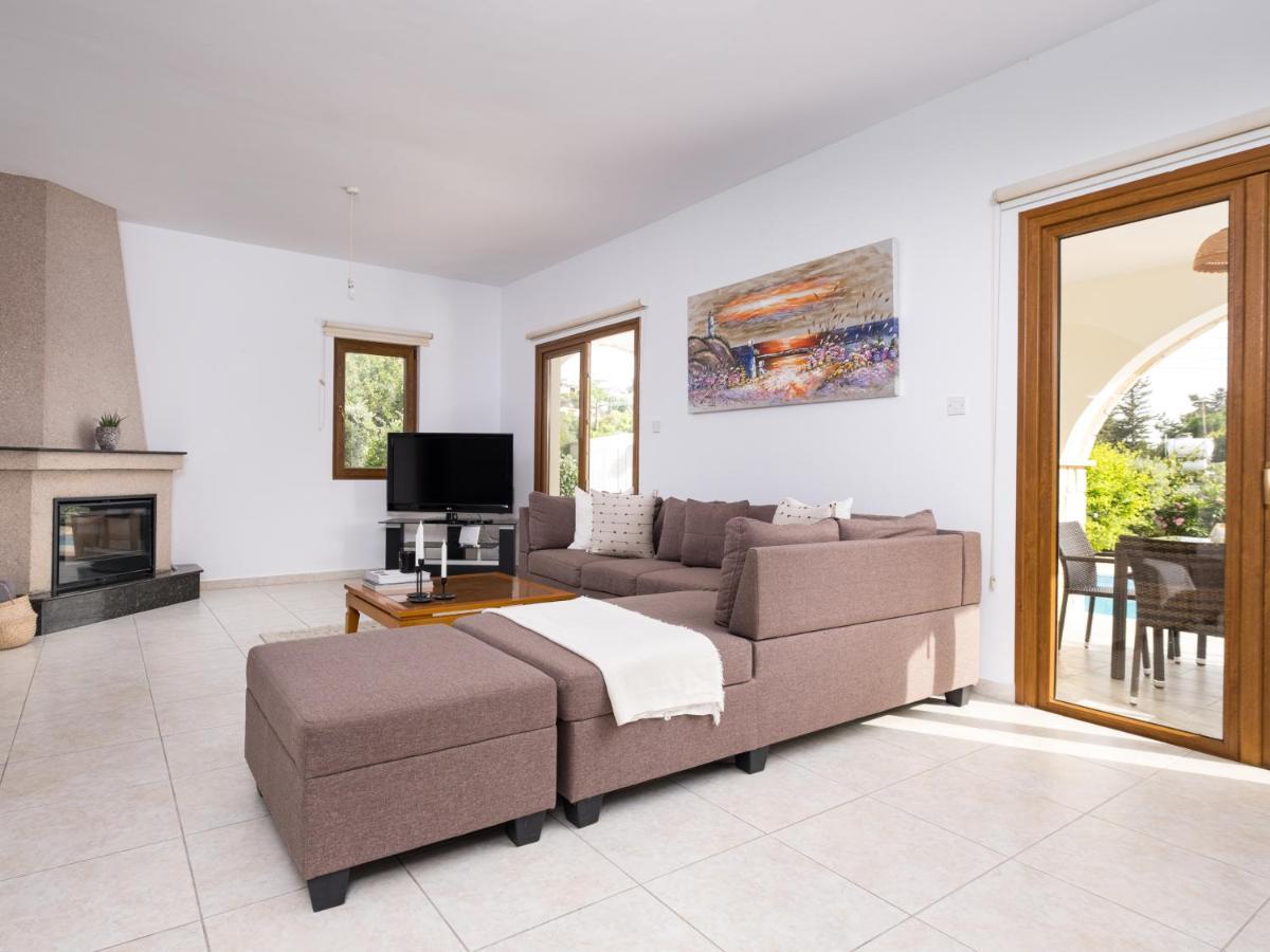 Almond Grove Luxury Villa Wprivate Pool Simou 외부 사진